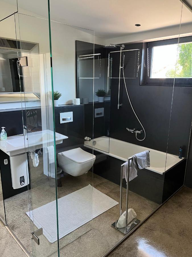 Wohnung Mit Besonderem Ausblick Pfaffenhausen  Exteriör bild